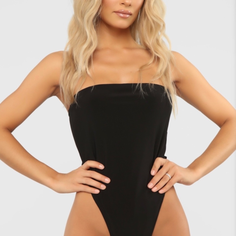 Fashion Nova Taylor Tube BodySuit Size S